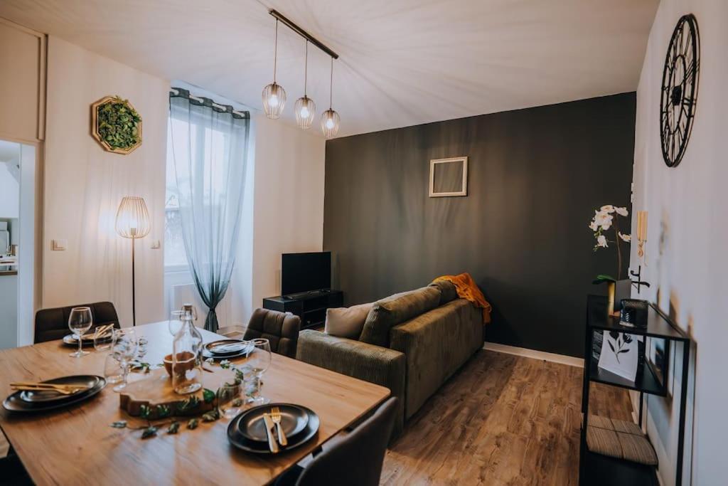 Le Bertrand • Le Raffinement En Coeur De Ville Châteauroux Екстериор снимка